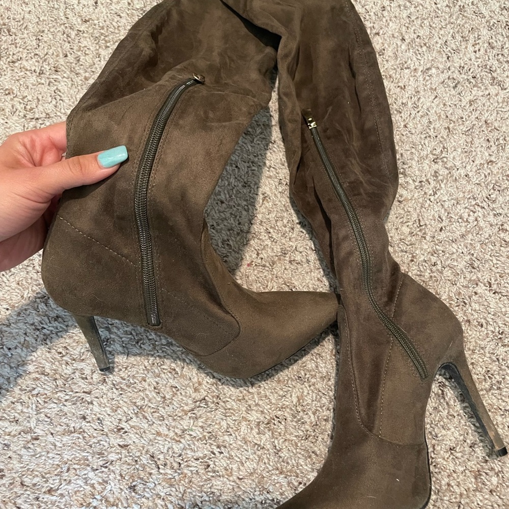 Army green over the knee boots !